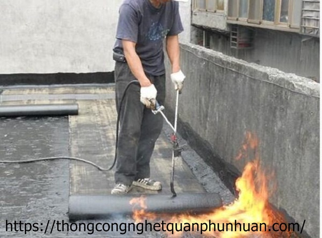 Chống thấm s&acirc;n thượng bằng phương ph&aacute;p kh&ograve;