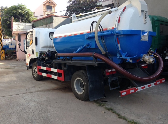Đơn vị rút hầm cầu quận 8 Quang Minh phục vụ 24/24